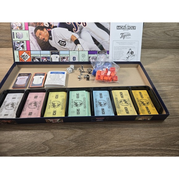 2006 Detroit Tigers Collector's Edition Monopoly Complete Rare. 100% Complete - Picture 5 of 13